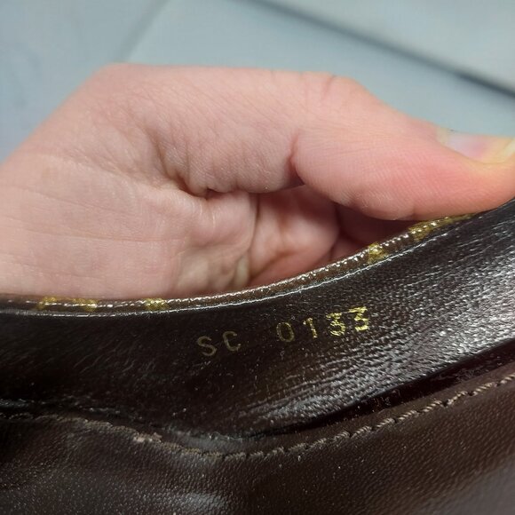 Louis Vuitton Brown LV Monogram Louise Pump - Picture 3 of 12